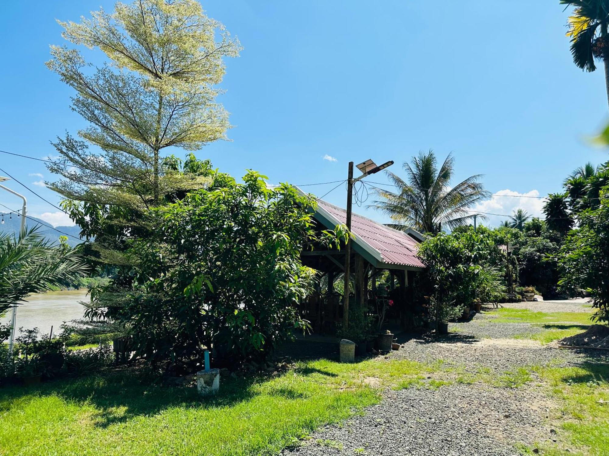 Kingkham Riverside Hotel Luang Prabang Exterior photo