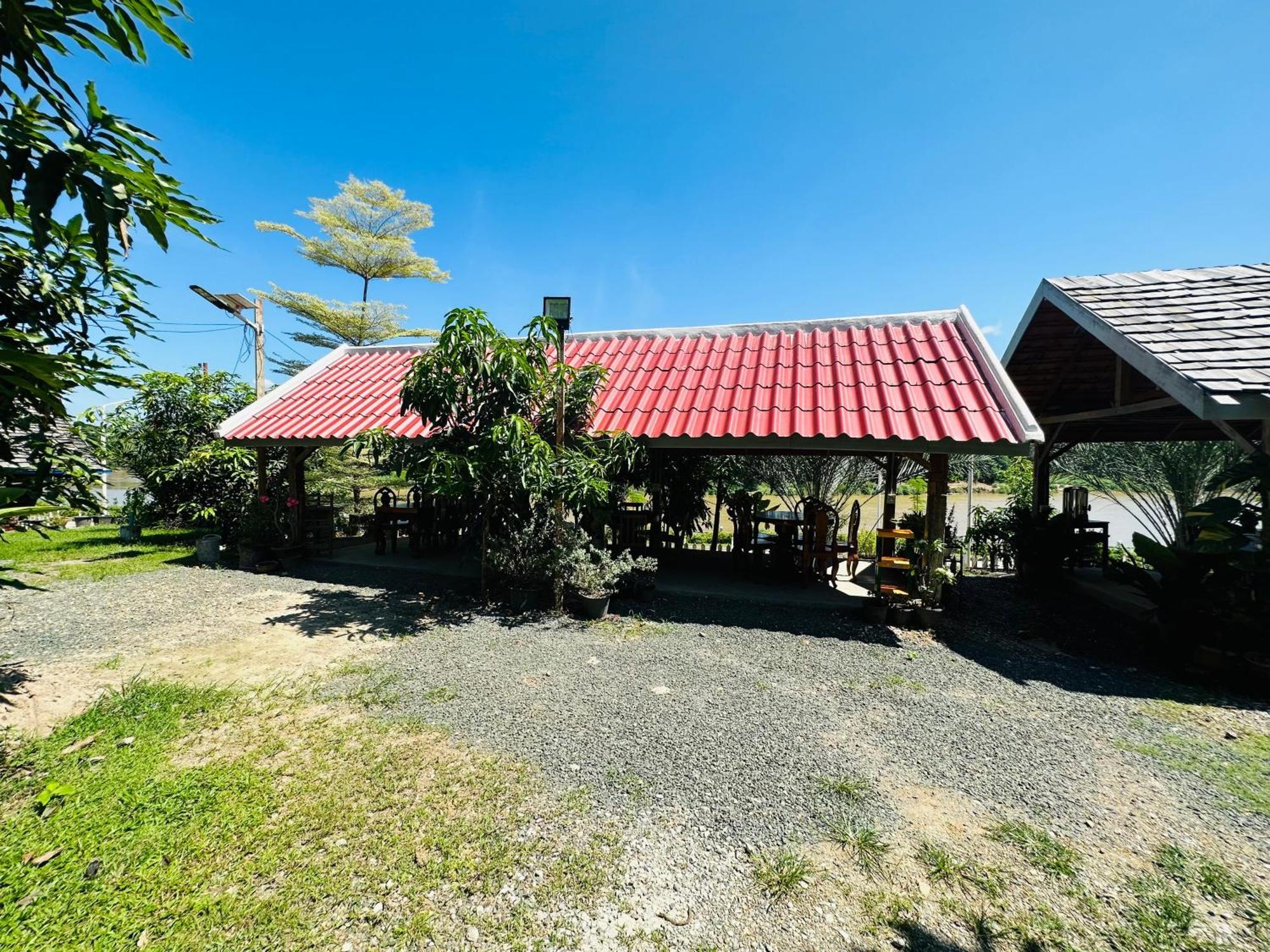 Kingkham Riverside Hotel Luang Prabang Exterior photo