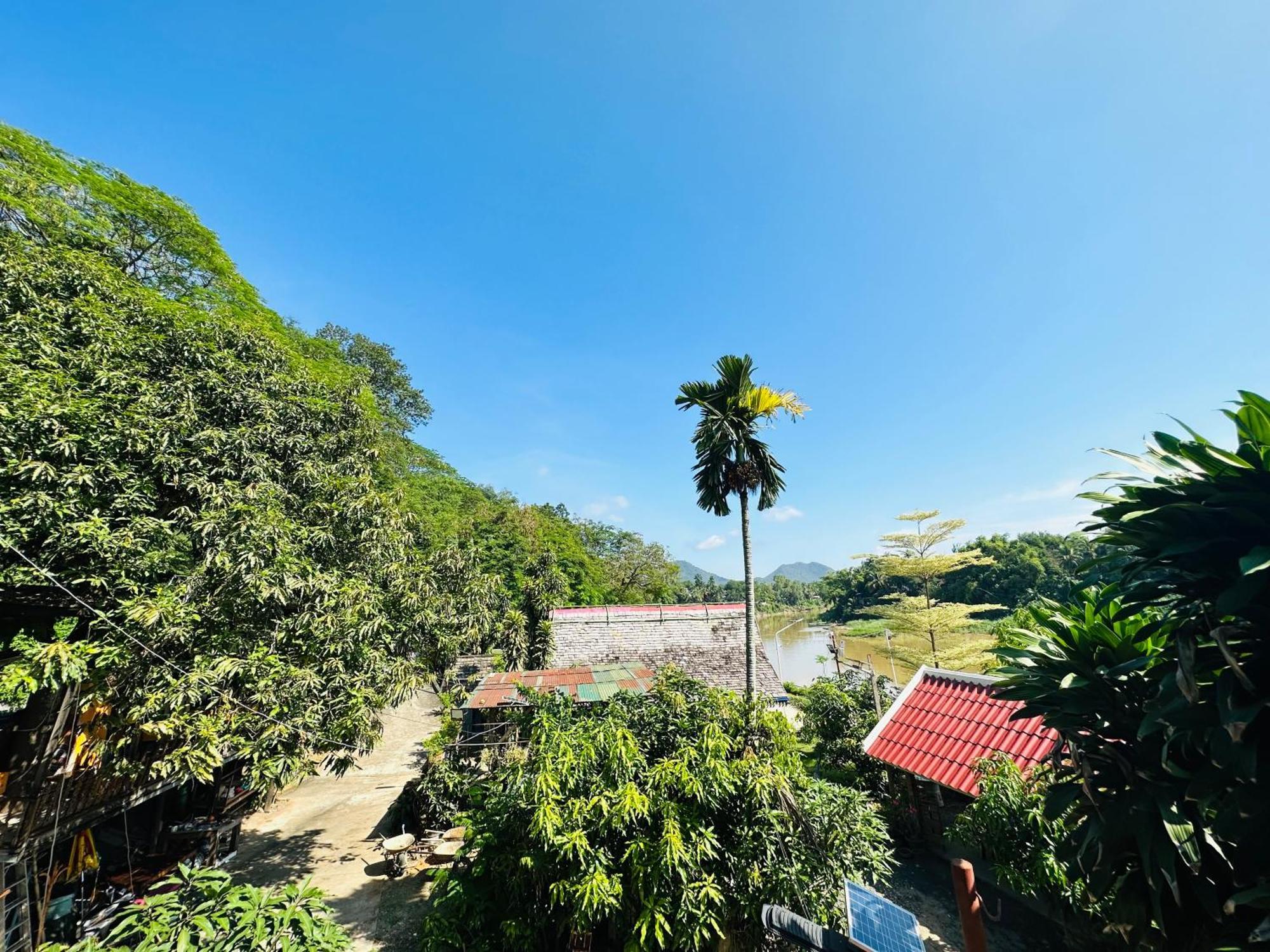 Kingkham Riverside Hotel Luang Prabang Exterior photo